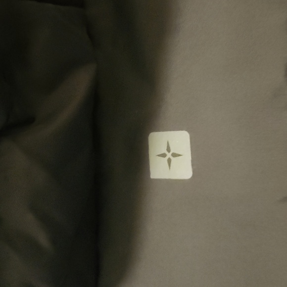 Mountain Warehouse Medium Women's Black Puffer Jacket - Picture 7 of 10